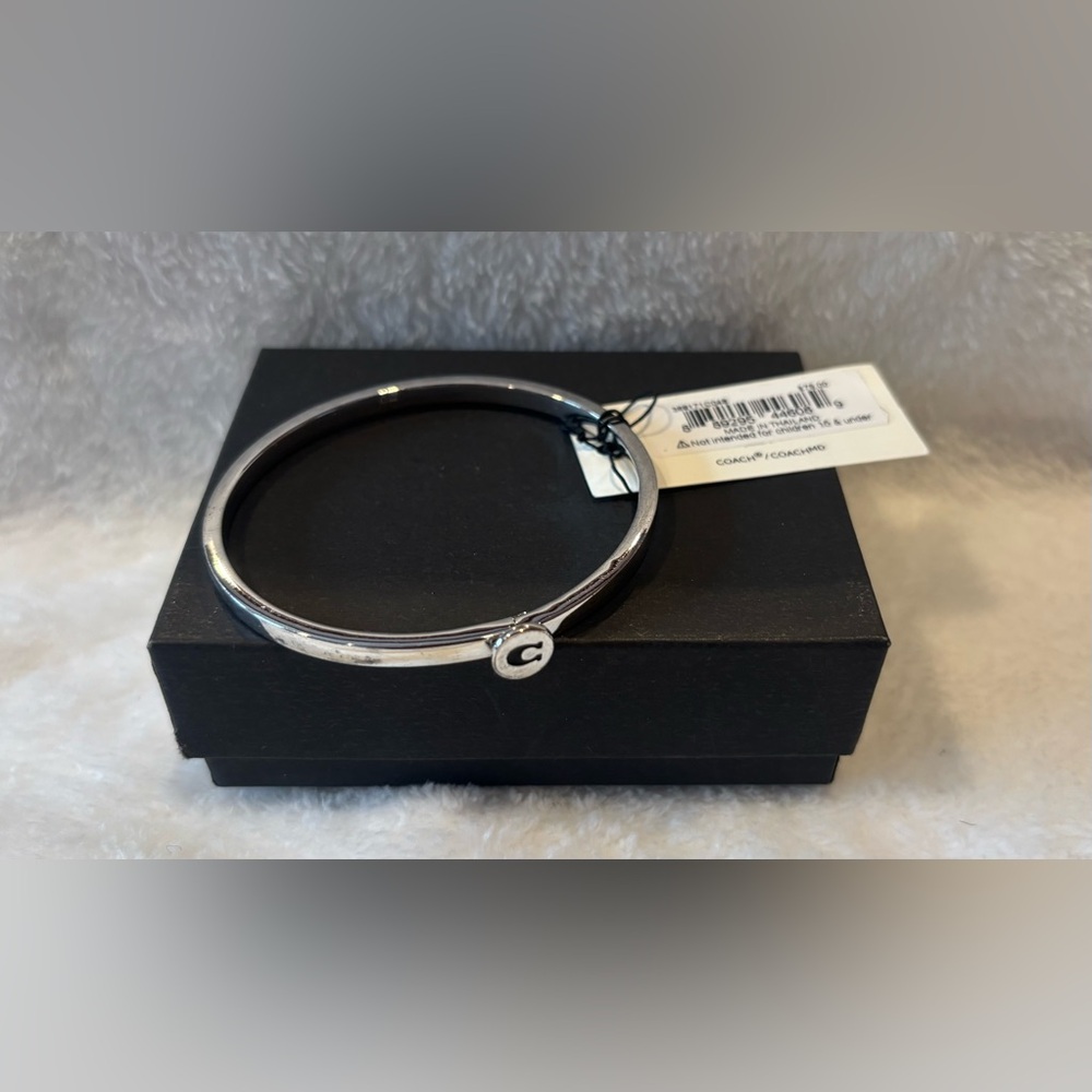 NWT Coach Silver Bangle with Logo Charm - Picture 3 of 8